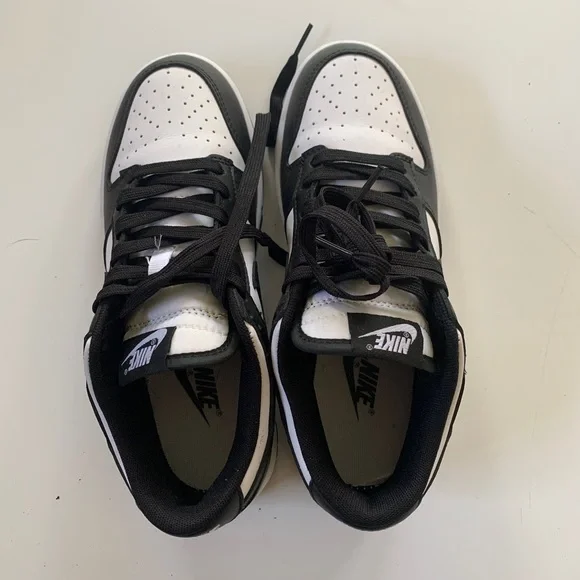 Nike Panda Retro Low Dunks - Picture 3 of 6